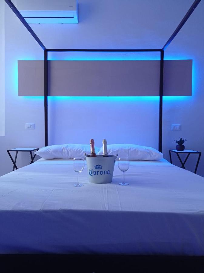 Relais Torre Gloria Bed & Breakfast Napoli Bagian luar foto