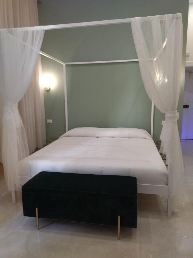 Relais Torre Gloria Bed & Breakfast Napoli Bagian luar foto