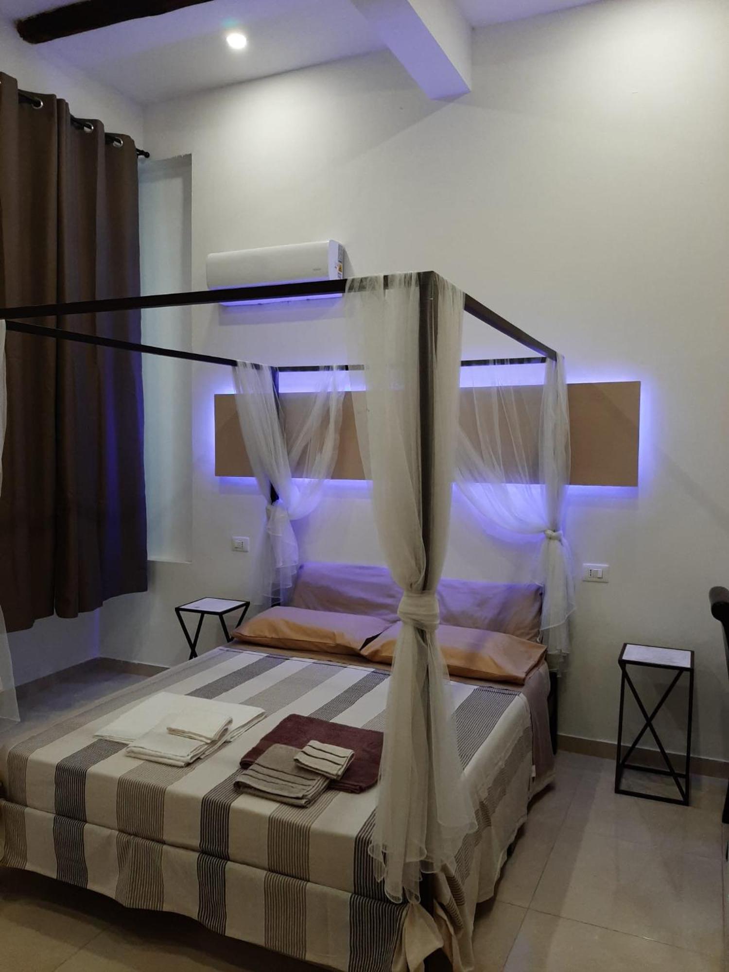 Relais Torre Gloria Bed & Breakfast Napoli Bagian luar foto